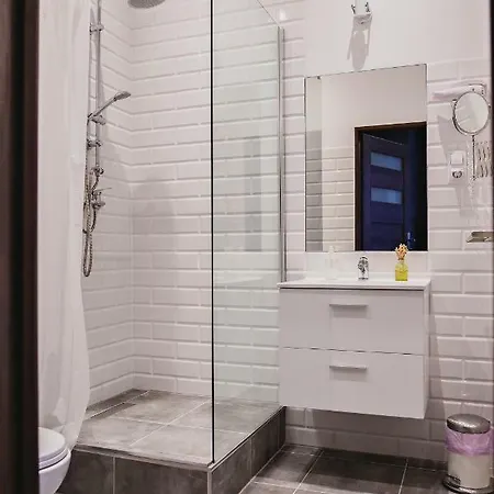 Dworcowa - Apartment *