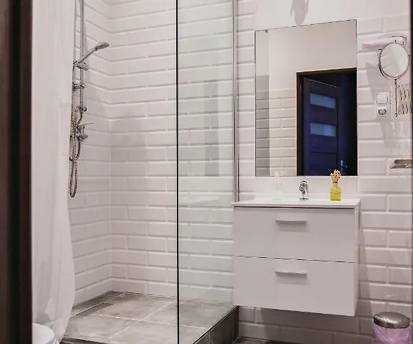 Dworcowa - Apartment *